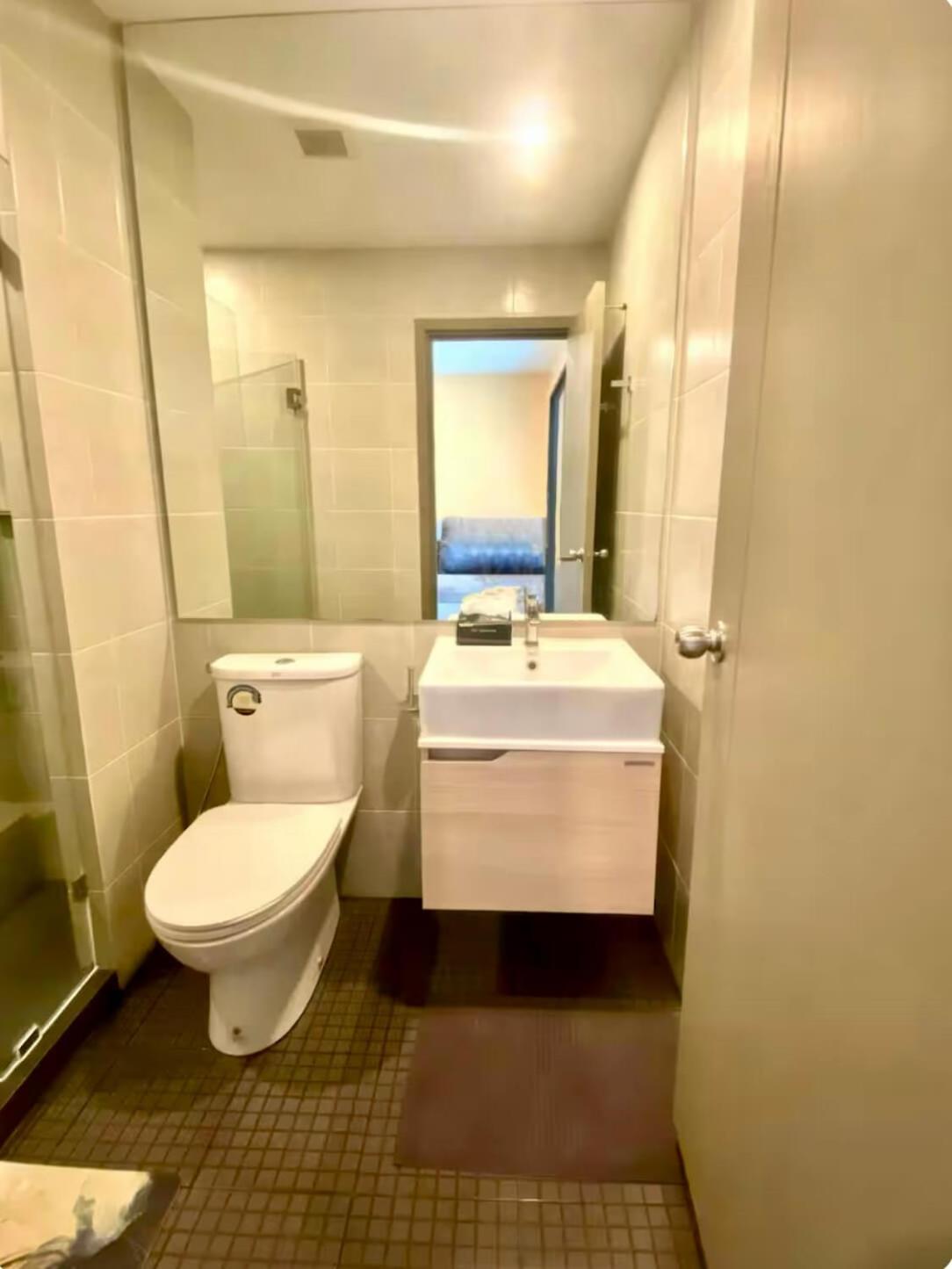 24th Floor, Cozy Skyline View Oasis 1bed & 1sofa *